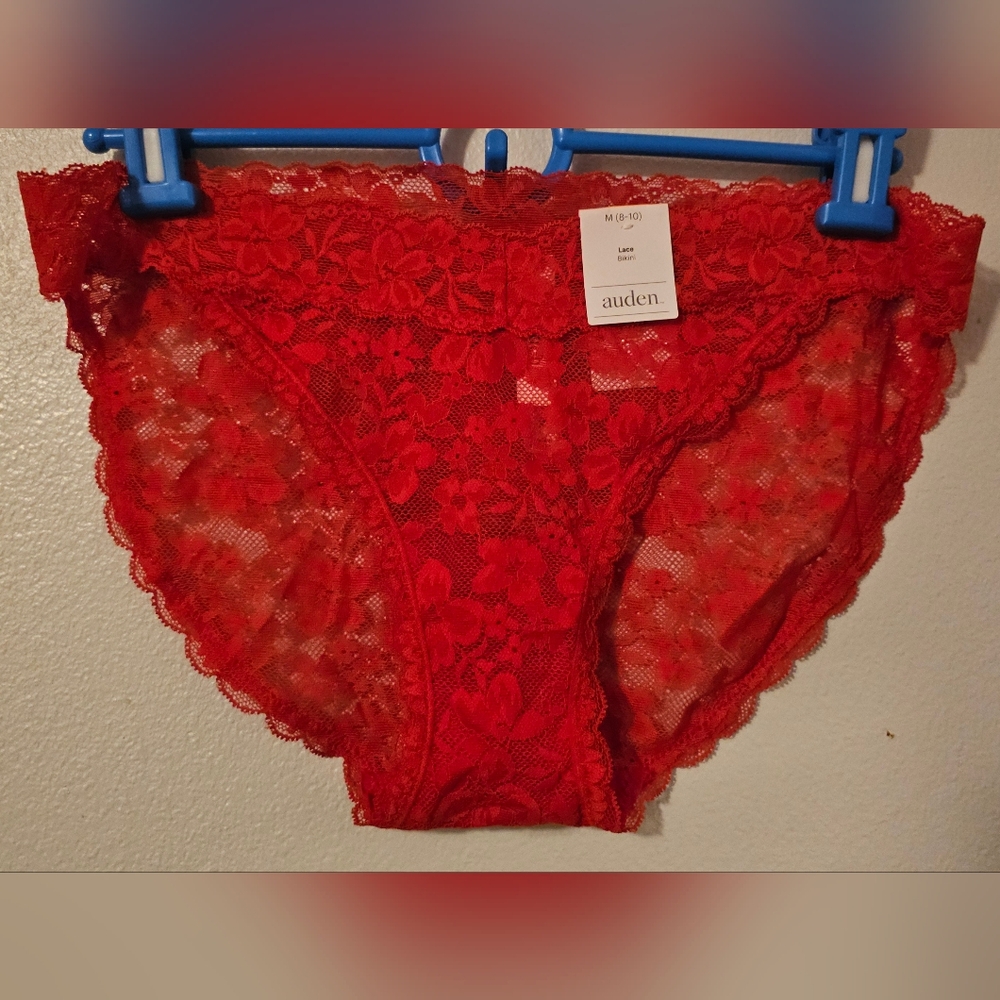 NWT Auden - M (8-10) Red Lace Bikini Panties